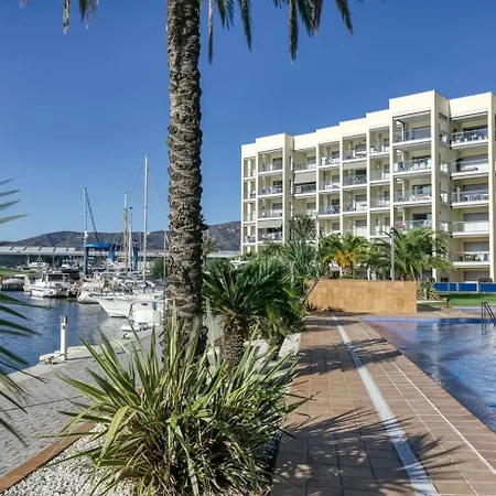 Amb Piscina I Zona Enjardinada רוזס