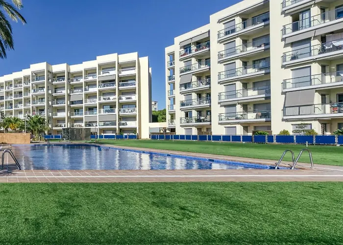 Apartment Amb Piscina I Zona Enjardinada