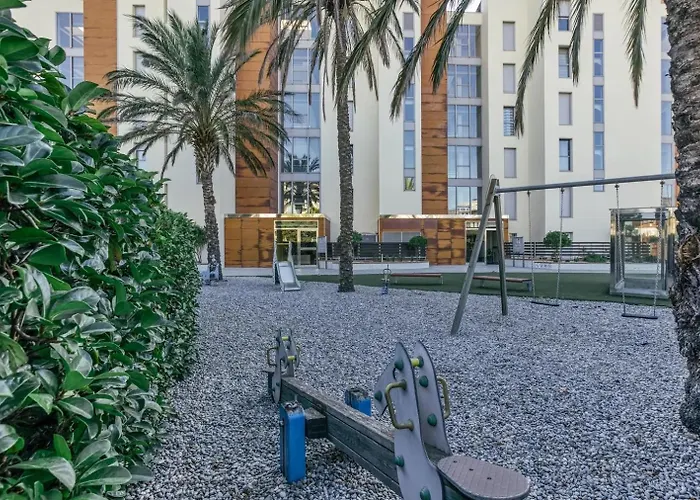 Amb Piscina I Zona Enjardinada Apartment